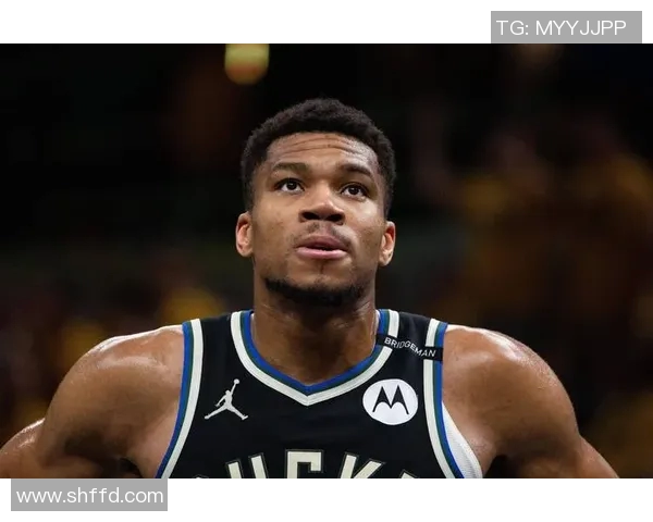 字母哥赛场爆发小插曲，裁判如何处理？